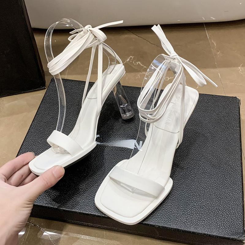 Корейская версия сандалии с квадратным носком женские тонкие каблуки 2024 новые модные повседневные простые универсальные однотонные туфли на высоком каблуке летние