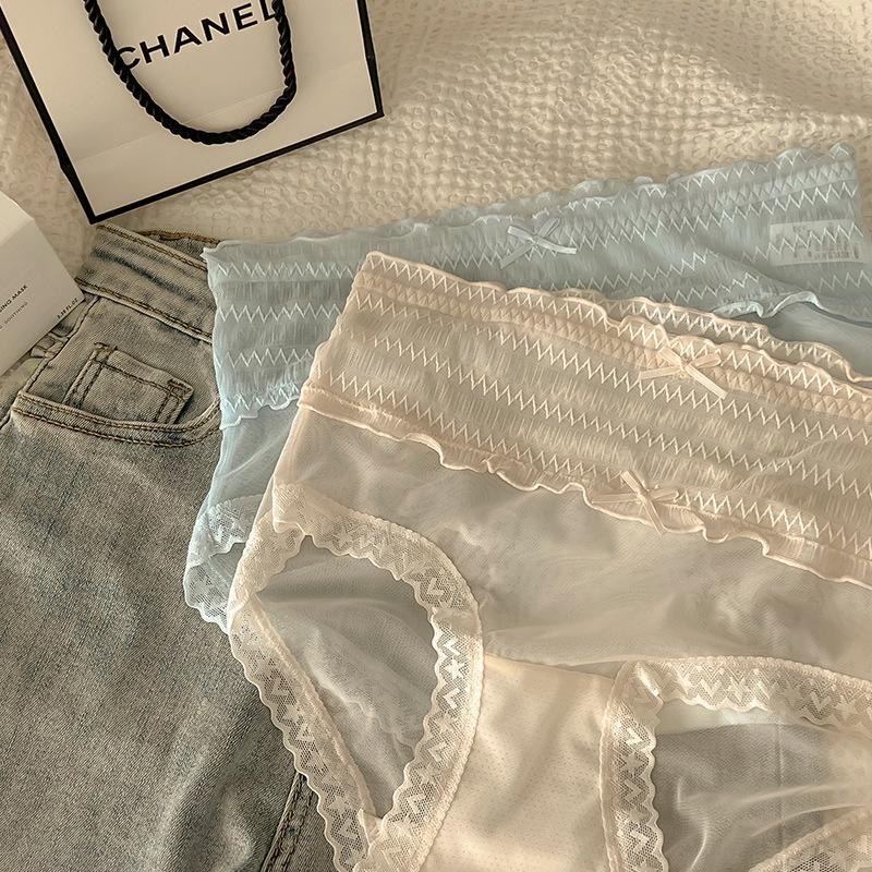 Women's Panties Plus Size Mid-waist Translucent Lace Edge Sexy Hip Lift Breathable Briefs