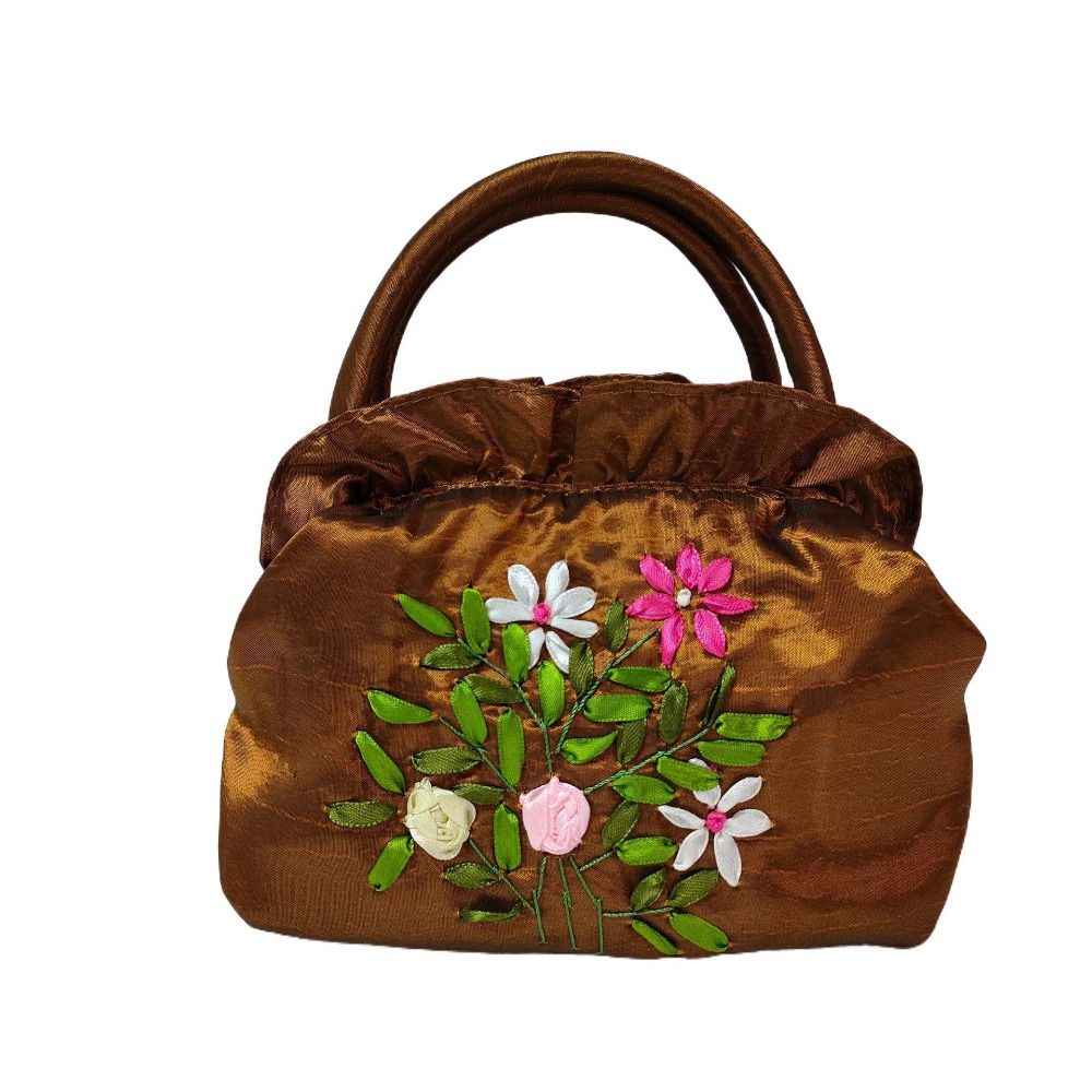 Сумка-тоут из атласного шелка с вышивкой цветов, с оборками, в этническом стиле, на молнии, с цветком, на запястье, для путешествий