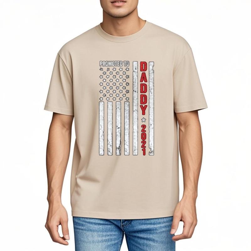 New Arrived Unisex Round Neck Tshirt Vintage Promoted To Daddy 2021 American Flag Design Anime For Him Tee Shirt Breathable Tee