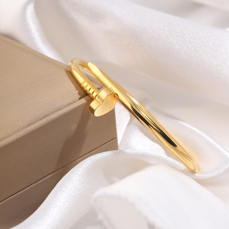 Starry Sky Full Diamond Titanium Steel Bracelet – Versatile, No-Fade Silver Women's Fashion Accessory