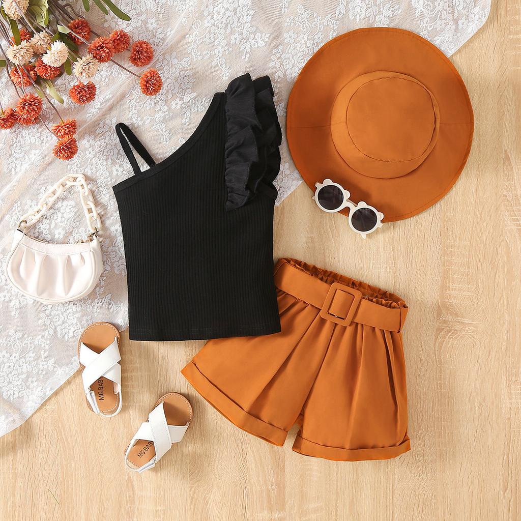 Новый летний комплект для девочек с топом на бретельках, рукавами-крылышками, шортами и шапочкой для детей маленького и среднего роста