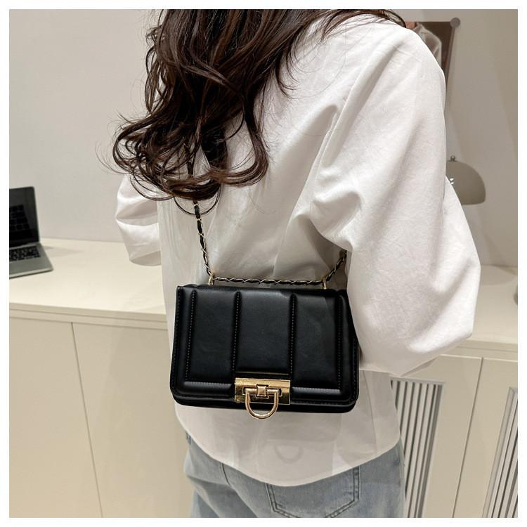 Elegant Solid Color Gold Buckle Decoration Women Casual Shoulder Bag Square