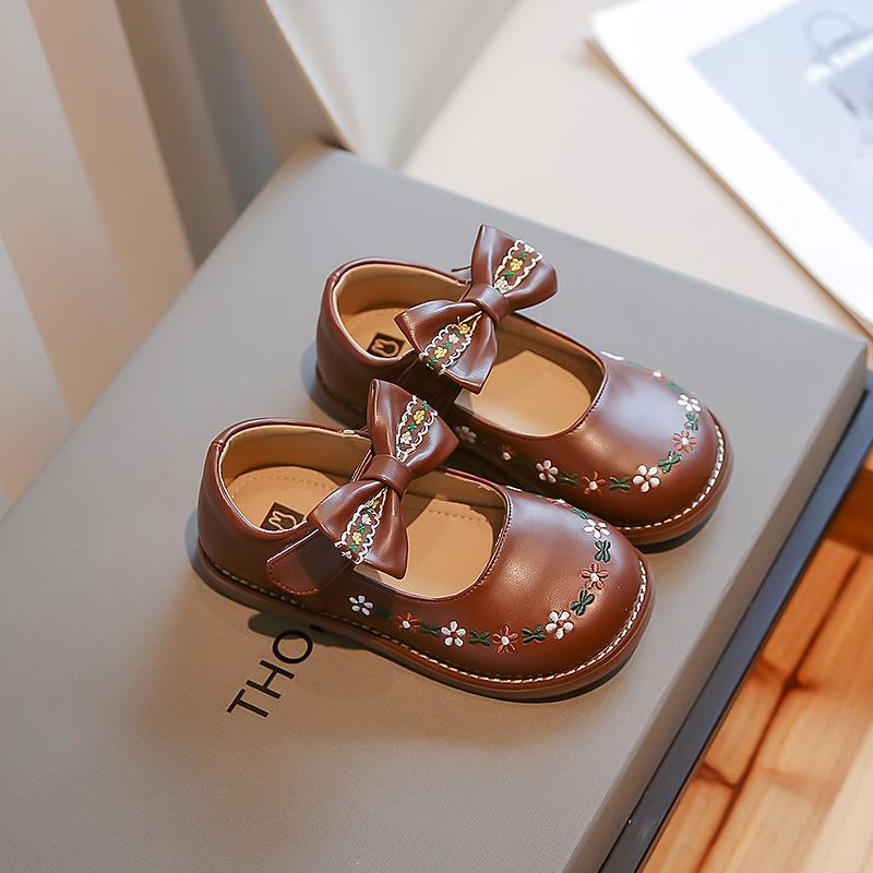 2024 Новые Простые Нескользящие Кожаные Туфли для Девочек Дропшиппинг Бант Круглый Носок Корейский Стиль Простые Детские Модные Повседневные Туфли На Плоской Подошве