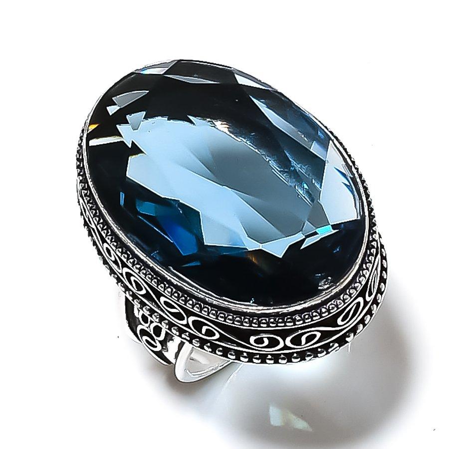 Кольцо из серебра 925 пробы с натуральным турмалином индиголитом, размер 9,5 e6i27