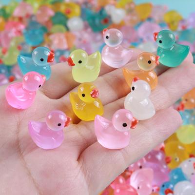 Светящийся желтый кулон-утка - милое украшение для микроландшафта и заколка для волос