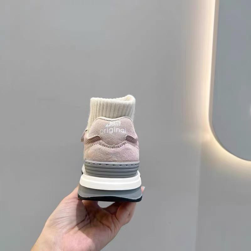 Детские спортивные ботинки с плюшем для мальчиков 2025