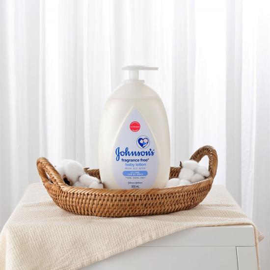Johnson's Baby White Fresh Lotion 300ml