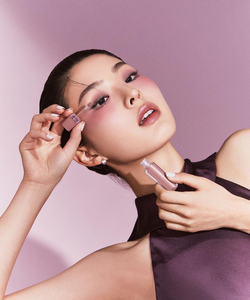 Праймер для век Wink Eye Shade (Выберите 2 из 15 оттенков + Бесплатная пуховка Wink Finger Puff)