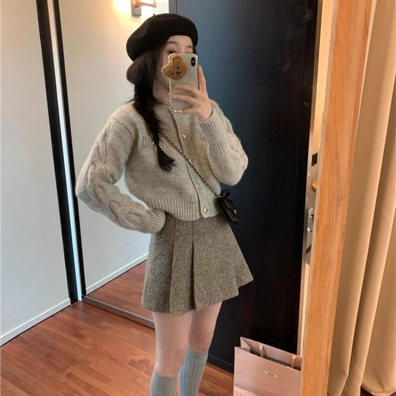 Autumn New Round Neck Solid Women's Sweater Jacket Fashion Winter Long Sleeve Casual Knitted Cardigan Women Elegant Slim Fit Warm Cardigans Tops 24847