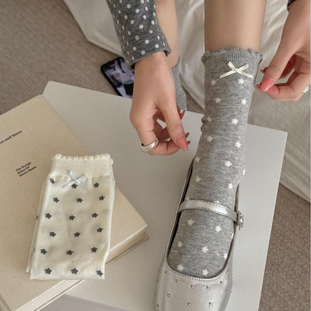 Korean Style Mid-Calf Bow Socks with Stars in Grey and White for Spring/Summer