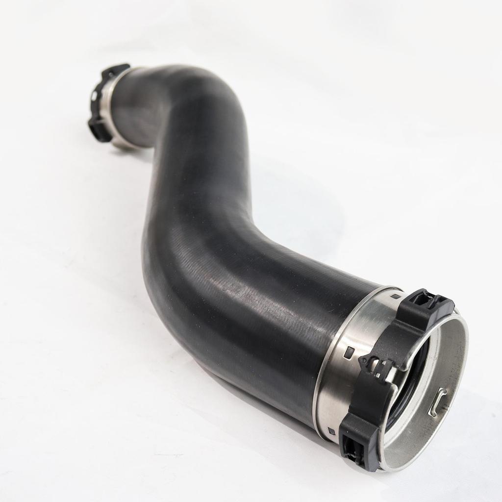 Впускной патрубок турбокомпрессора BMW F20/F21 13717638455