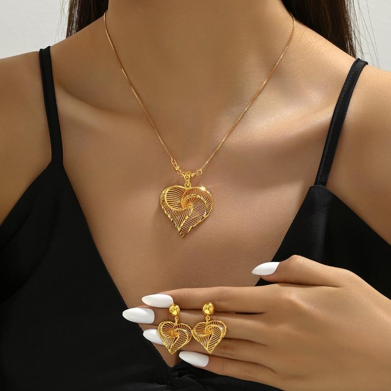 BLINGBAY Women's Jewelry Set Sweet Ethnic Fashion Wedding Accessories Earrings Necklace Set Hyperbole Girls Heart Shape Modern Jewelry Gift
