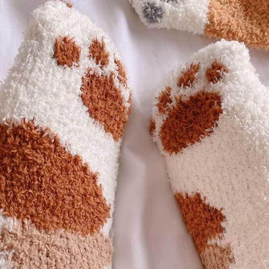 Cat Paw Floor Socks Cute Warm Winter Fuzzy Socks Thickened Stretchy Fluffy Slipper Socks for Home Bedroom Indoor Wear Sleeping