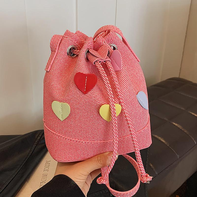 Популярные маленькие сумки для женщин, новый стиль, модная универсальная сумка через плечо для девочек, текстура, сумка-ведро через плечо