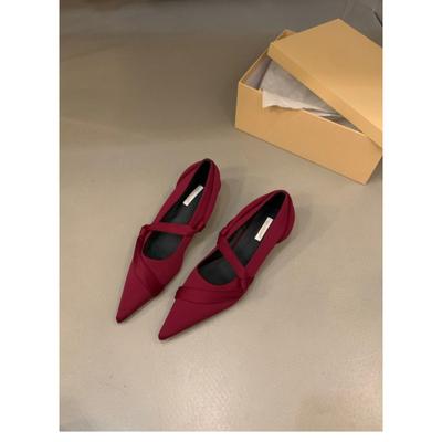 Новые стильные модные женские туфли из сатина на плоской подошве женские туфли с острым носком на тонком низком каблуке туфли Мэри Джейн женские туфли-лодочки на ремне Zapatos Mujer