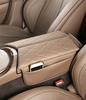 Накладка на крышку подлокотника центральной консоли для Mercedes Benz E-Class 2017-2026 W213 CLS 2018-2026 Кожаная противоцарапающая подушка подлокотника