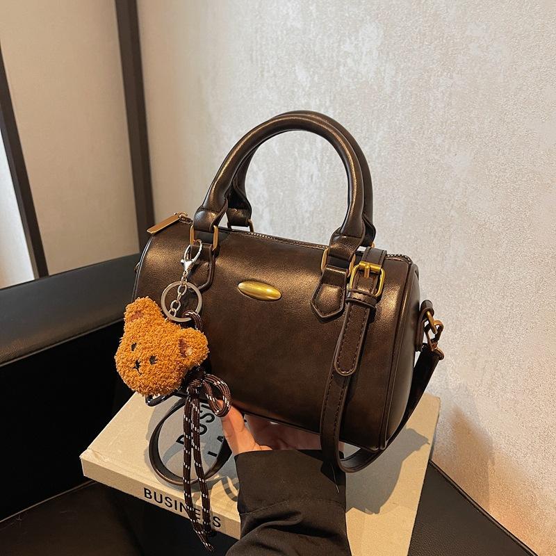 Популярная сумка этого года 2025 новая модная портативная на плечо осенняя универсальная сумка-мессенджер сумка-подушка Бостон