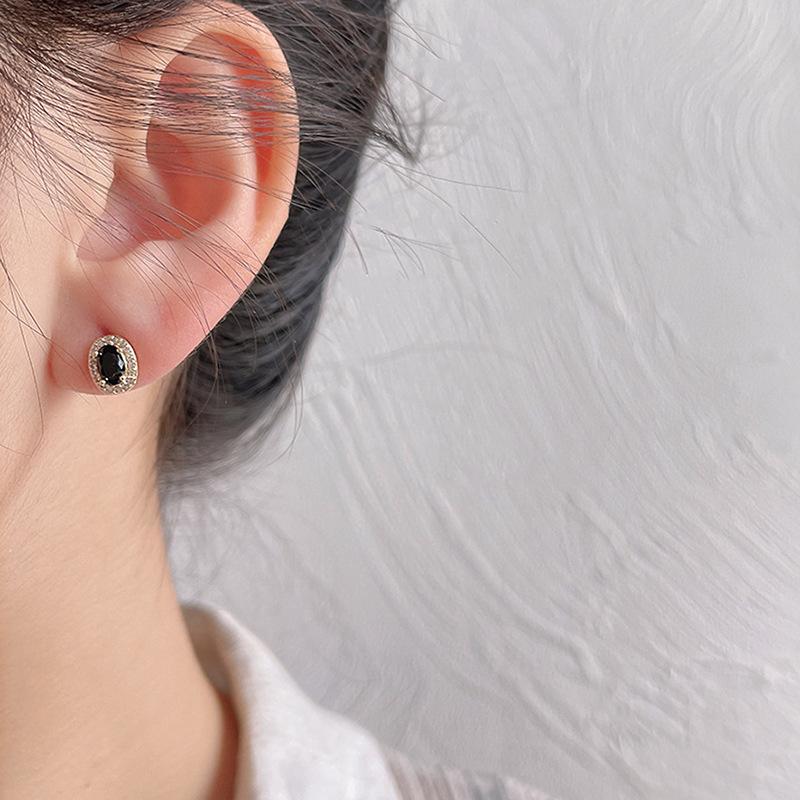 Серьги-гвоздики из черного циркония в стиле ретро, женские серьги-гвоздики в стиле французского света класса люкс Niche Temperament