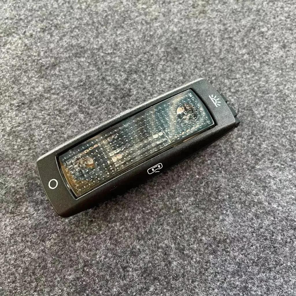Black Rear Reading Map Dome Light Ceiling Lamp 3B0947291 For VW Golf Passat 1998-2005 Beetle 1999-2010 Bora Superb Leon