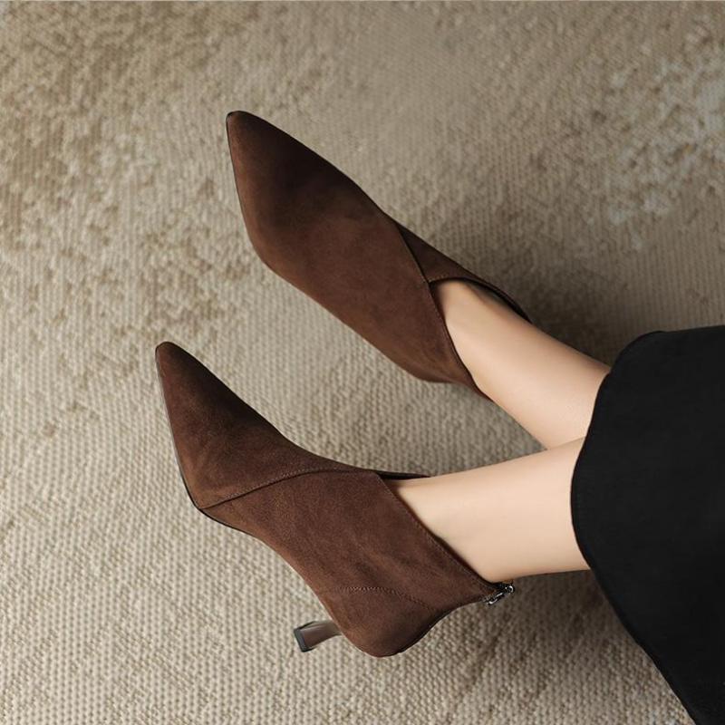 Роскошные женские ботильоны Весенние с острым носком на шпильке Модные черные коричневые женские ботильоны на высоком каблуке из замши с боковой молнией