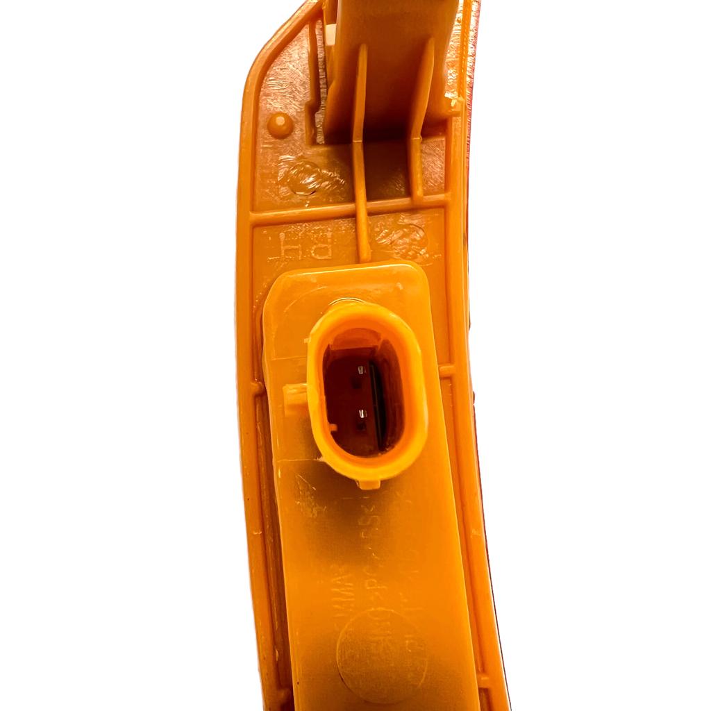 Front Right Side Led Side Marker Light Reflector For 2021-2022 Chevy Trailblazer