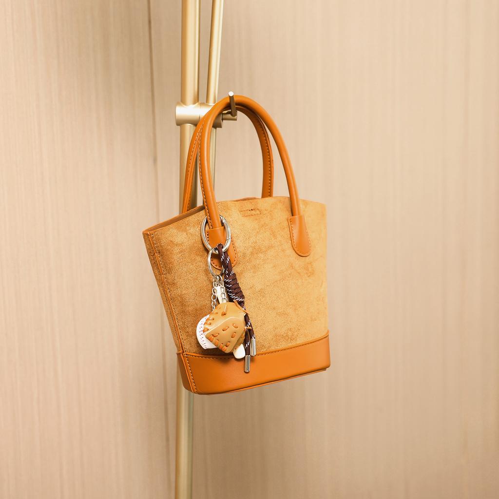 Matte suede bag for women 2024 new autumn and winter light luxury niche high-end bucket bag shoulder crossbody bag