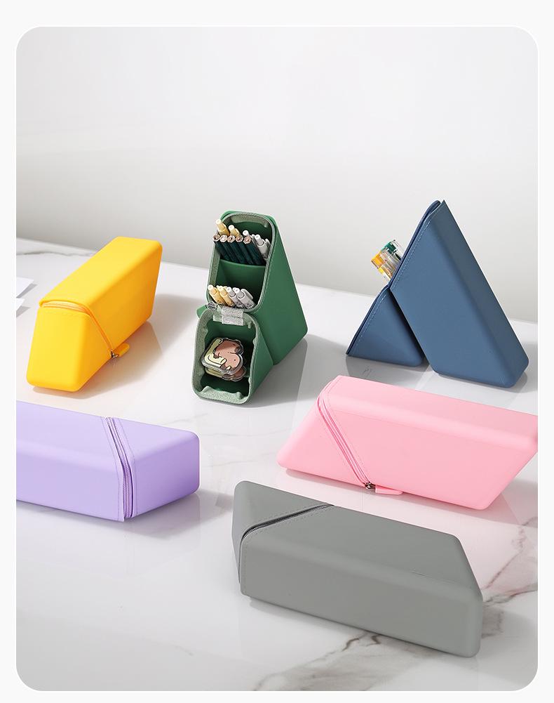 Вместительный мягкий силиконовый телескопический пенал и подставка для ручек