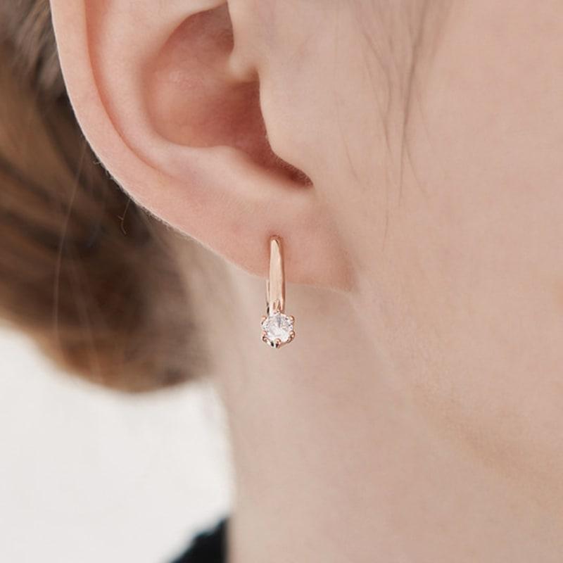 Ювелирные изделия ELLE Позолоченные серьги-пусеты с кубическим цирконием ELGPEE554