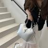 Niche Design Handbag New Temperament Versatile Solid Color Shoulder Bucket Bag Urban Commuter Messenger Bag Women