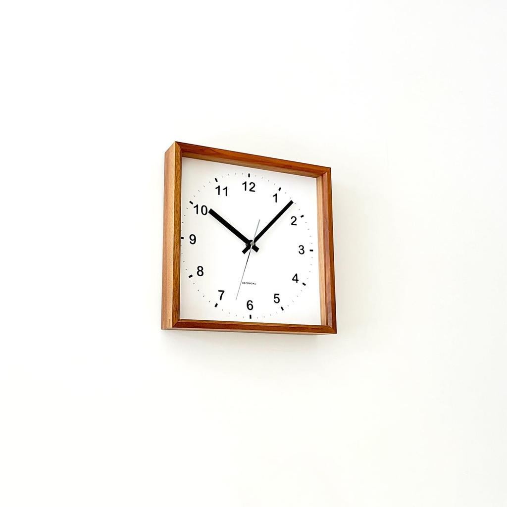 KATOMOKU Квадратные часы, Орех, km-37WA, Настенные часы с непрерывной секундной стрелкой, Прибл.. 25,7 см (Кварцевые часы)