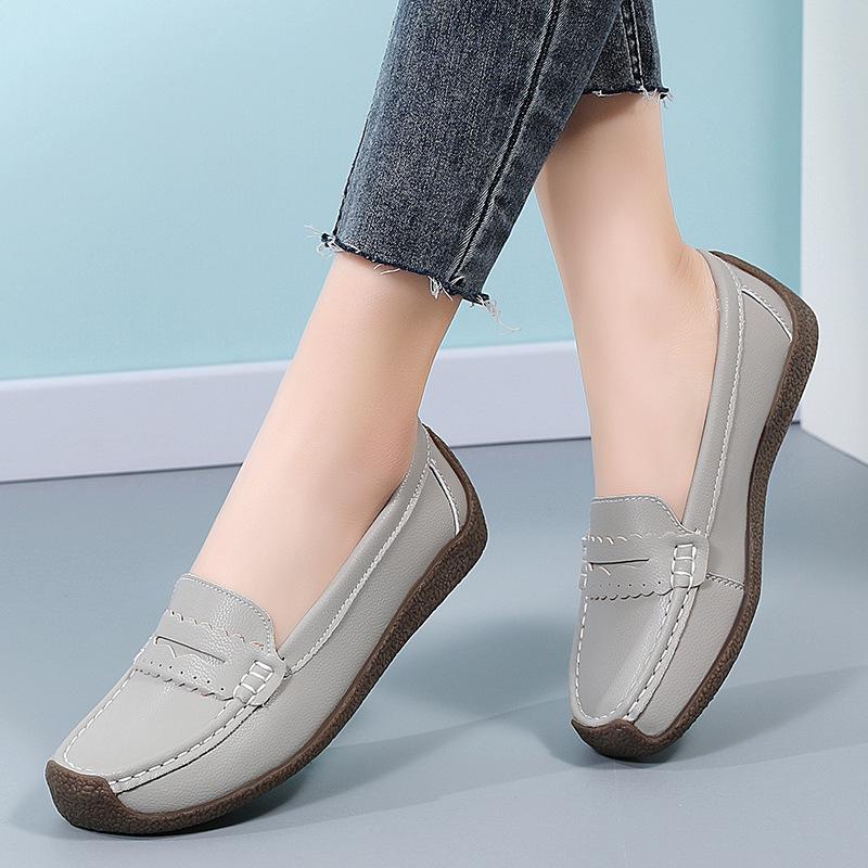 Plus Size 44 Women Casual Shoes Moccasins Flats Slip On Leather Loafers Female Sneaker White Ballet Nurse Shoes Zapatos Mujer