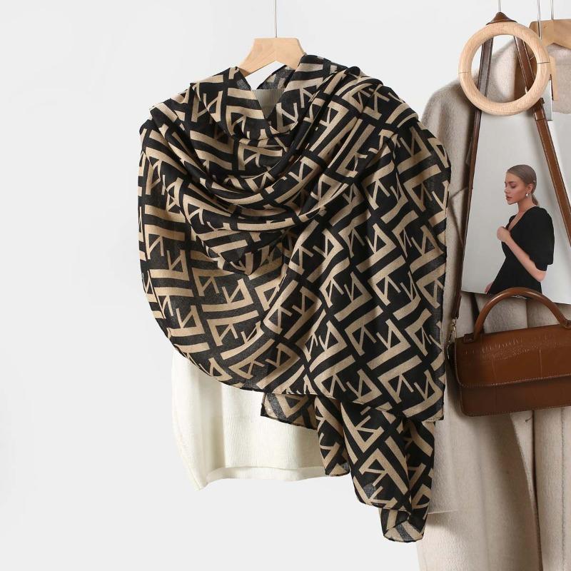 New Cotton and Linen Feel Simple Color Matching Letter O Scarf Fashion Travel Sunscreen Yarn