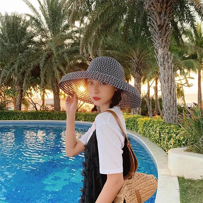 Retro Round Straw Hat Ladies Sun Hat Travel Vacation Sun Hat Retro Ladies Beach Hat Black and White