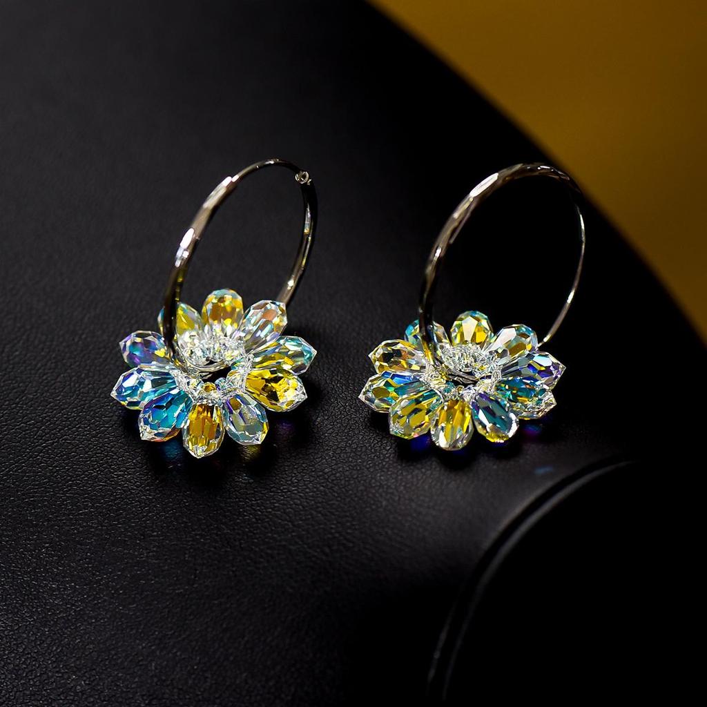 Серьги-кольца из стерлингового серебра 925 пробы с ослепительными переливающимися цветами ромашки и ювелирными изделиями из австрийских кристаллов Aurora Borealis