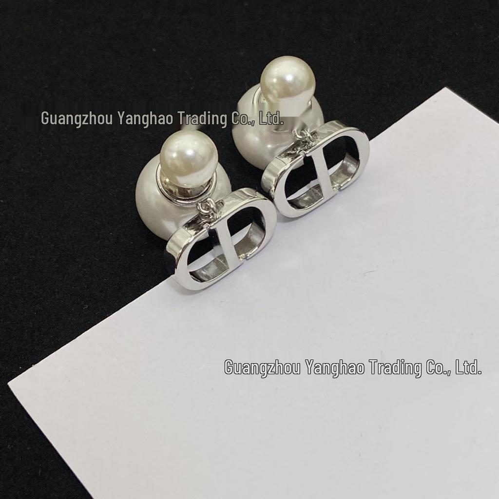 Серьги-пусеты Seiko D.Home High-Quality CD Letter Pearl для женщин - Модные ювелирные изделия высокого класса