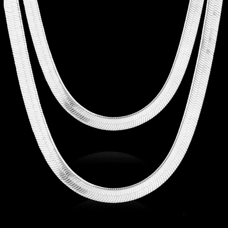 Серебряная цепочка на шею