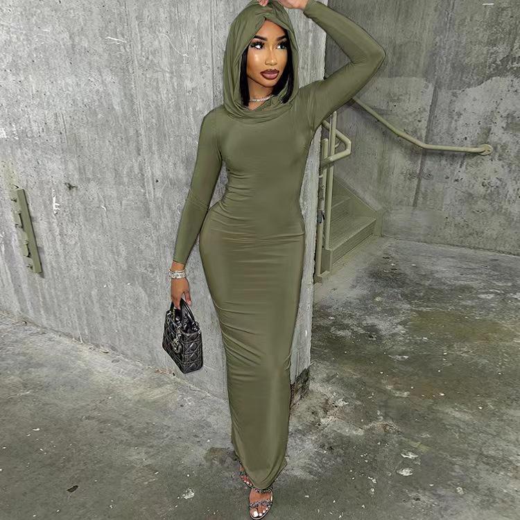 Платье-футляр в европейском и американском стиле с капюшоном и длинными рукавами