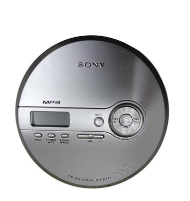 Sony CD-плеер Walkman N241 Silver D-NE241/S