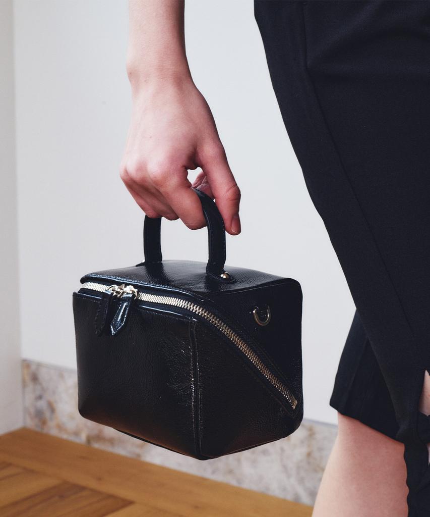 Apoa. Voca Cube Bag_2 Colors
