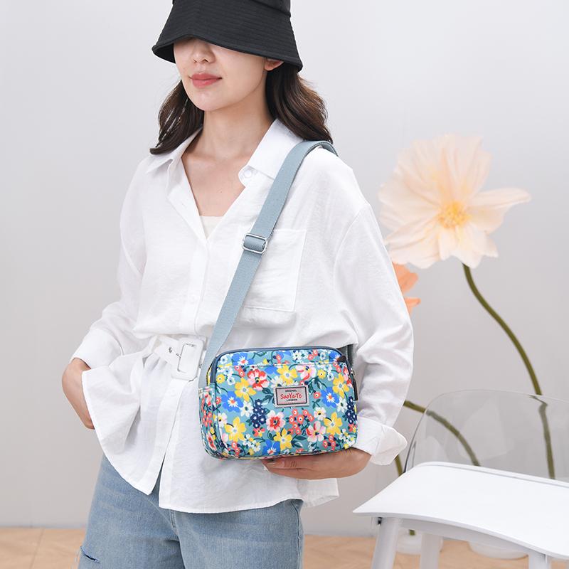 Нейлоновые сумки через плечо для женщин Модная маленькая квадратная сумка Водонепроницаемая вместительная сумка для мамы Женская красочная сумка кроссбоди с принтом
