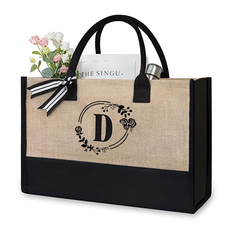 Модная и простая джутовая сумка-тоут с надписью — это сумка большой вместимости для женщин, подходящая для покупок, походов на работу и поездок на работу.