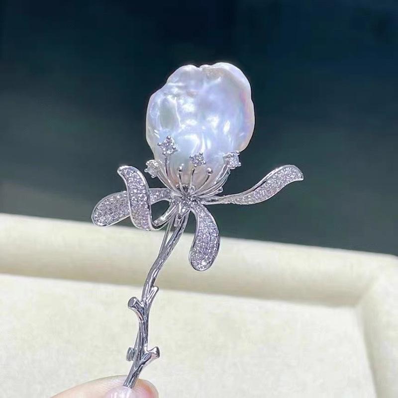 Baroque Pearl Rose Brooch with Zircon Inlay