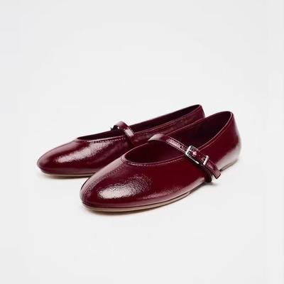 Туфли Мэри Джейн большого размера весна весна и осень новые с мелким вырезом круглым носком ремешком с пряжкой одинарные туфли