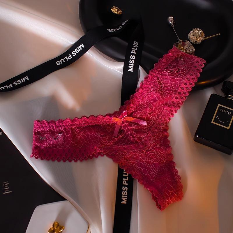 Sexy Lace Briefs Thong Women's Hollow Bow Breathable Hot Low Waist Underwear Sports Peach Buttocks T Panties