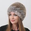 Вязаная шапка из кролика с натуральным мехом для тепла зимой