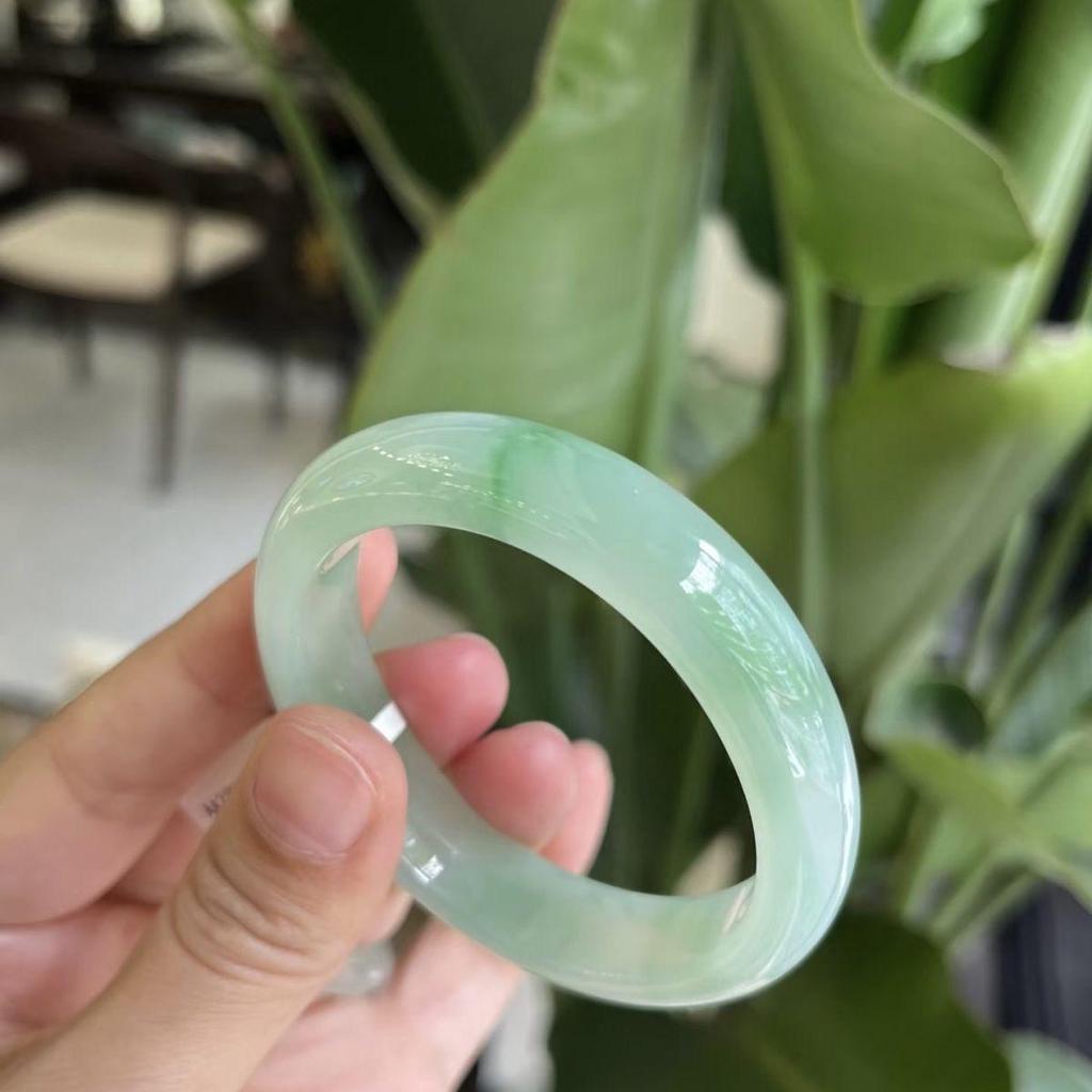 Браслет из зеленого стекла в китайском стиле с цветочным узором, вдохновленный Xiaohongshu – свежий, универсальный и сказочный