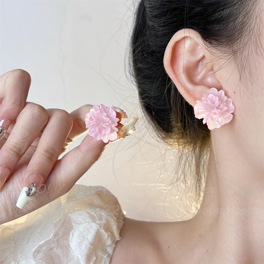 Super Fairy Pure White Flower Earrings Women'S Summer Pink Vacation Style Niche Stud Earrings Retro French Earrings