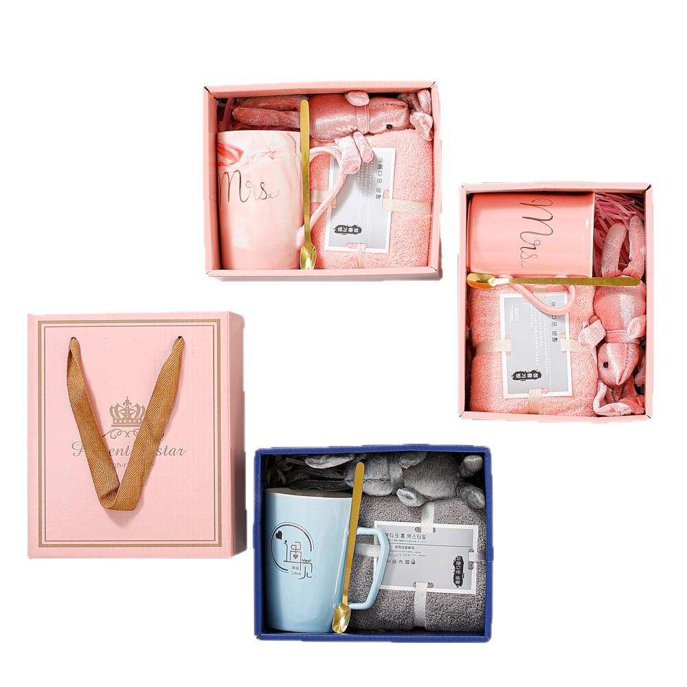 Compact Souvenir Gift Set for Weddings, Events, and Hotel Openings