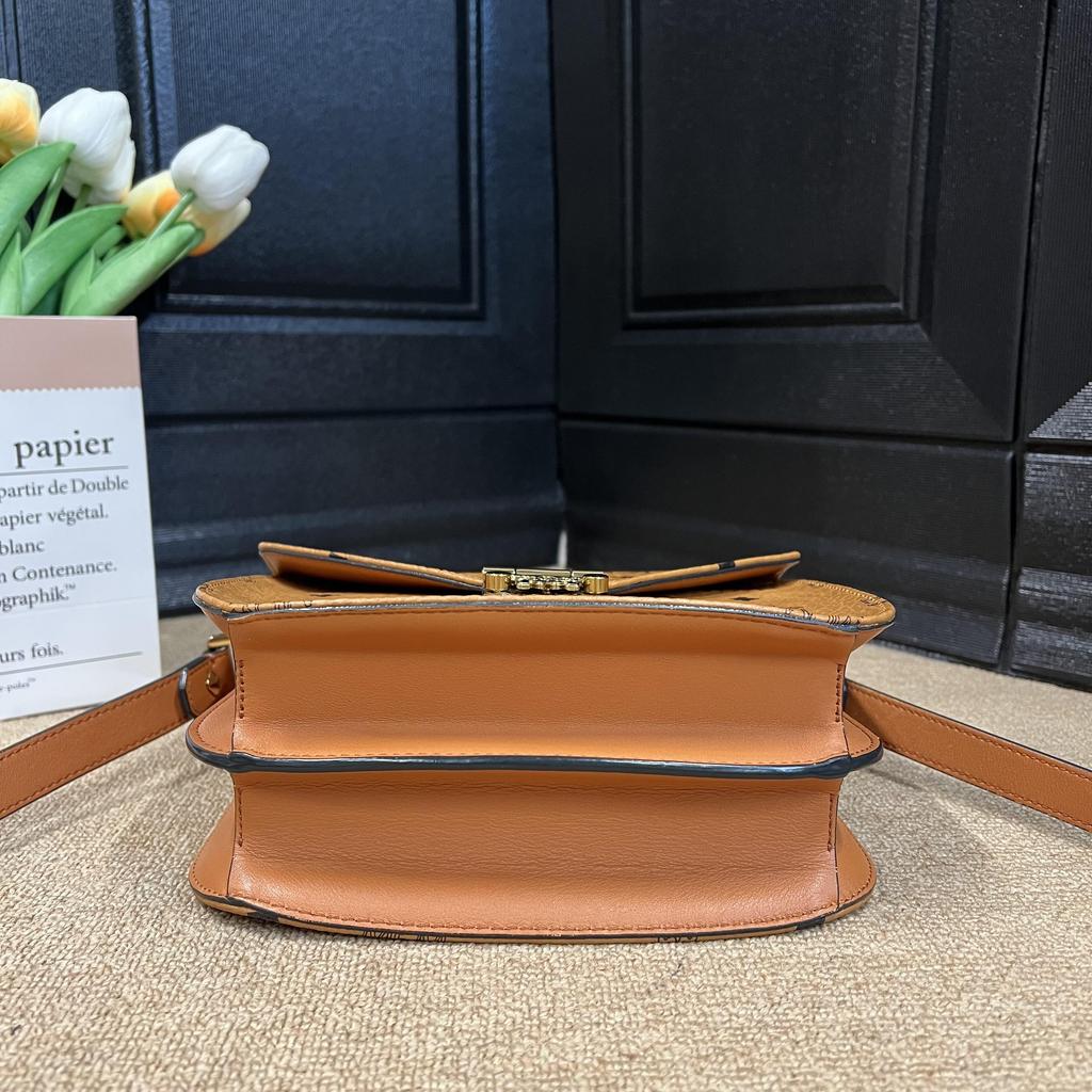 [Pre-Owned] Pasetia Visetos Monogram Coated Canvas Crossbody Bag - Very Good #1VDOGL6